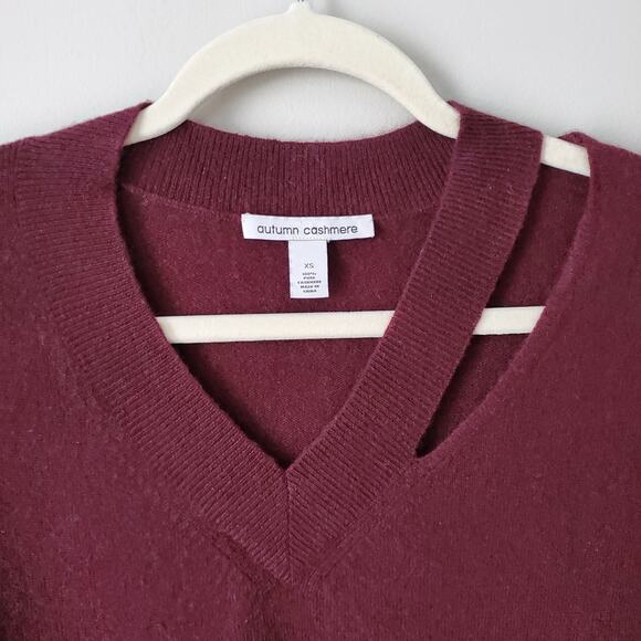 Autumn Cashmere Maroon Cut Out V Neck Sweater XS Cozy Minimalist Modern Scandi - Picture 2 of 15